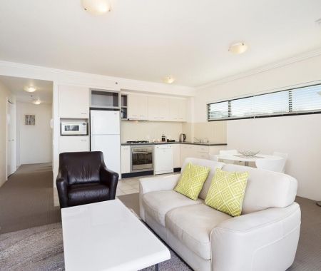 two-bedroom-brisbane-cbd-accommodation-9